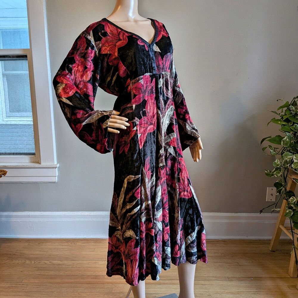 Vintage Y2K Nostalgia Floral Velvet Midi Dress Whimsigoth Autumn Size M